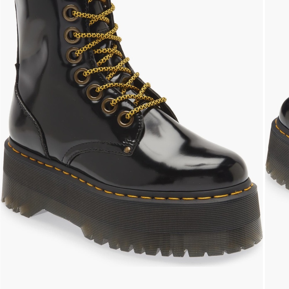 Dr Martens Jadon Max Platforms